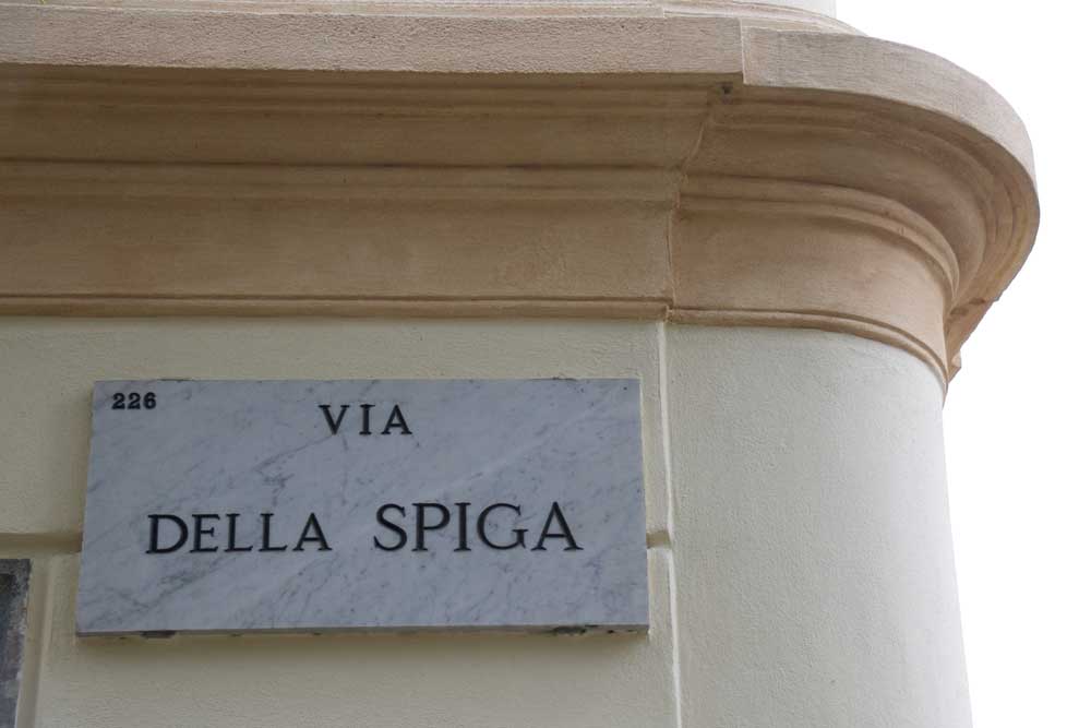 via montenapoleone milan